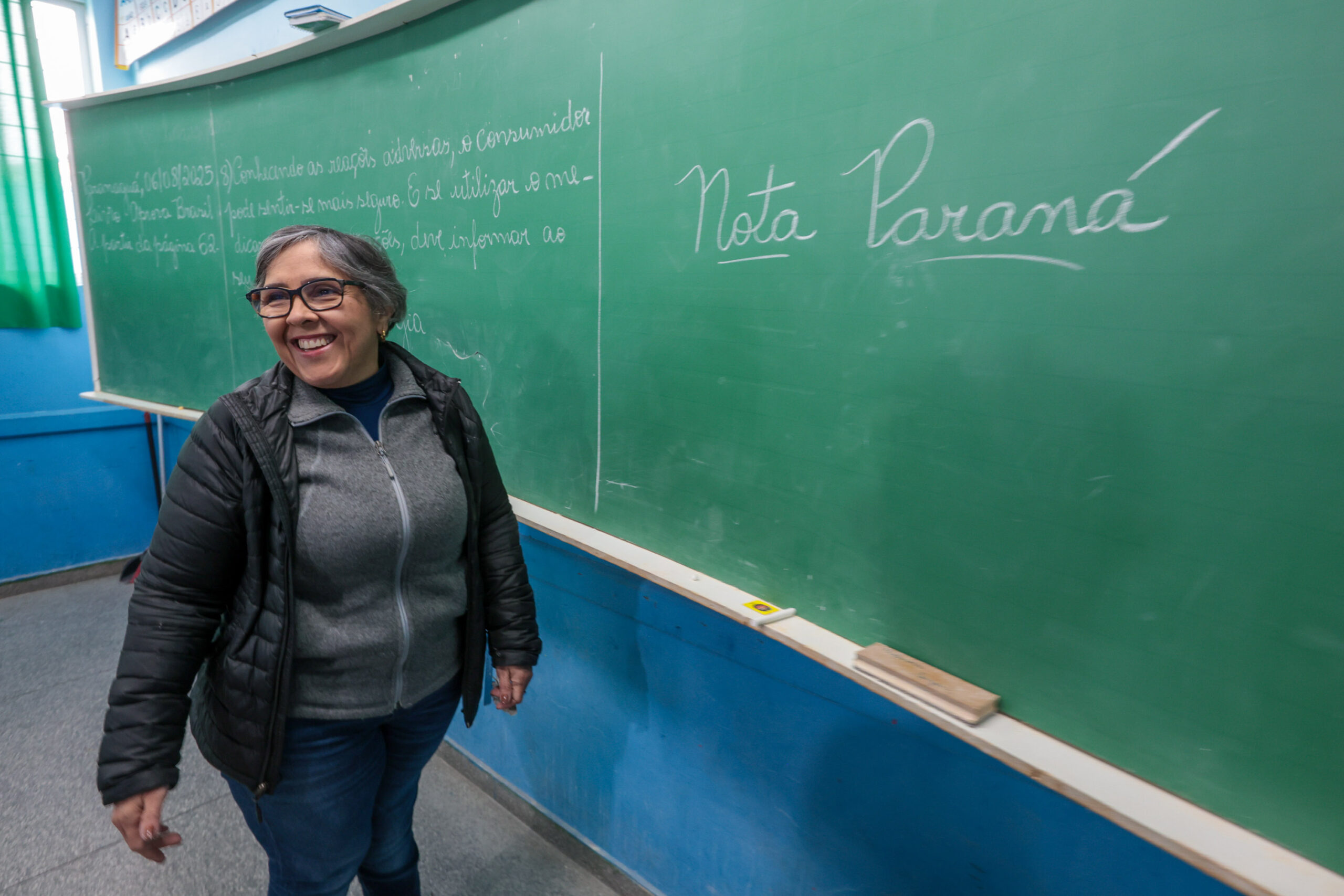 A professora Beatriz Cardoso da Silva, de Paranaguá, foi a primeira ganhadora do prêmio de R$ 1 milhão do sorteio do Programa Nota Paraná.