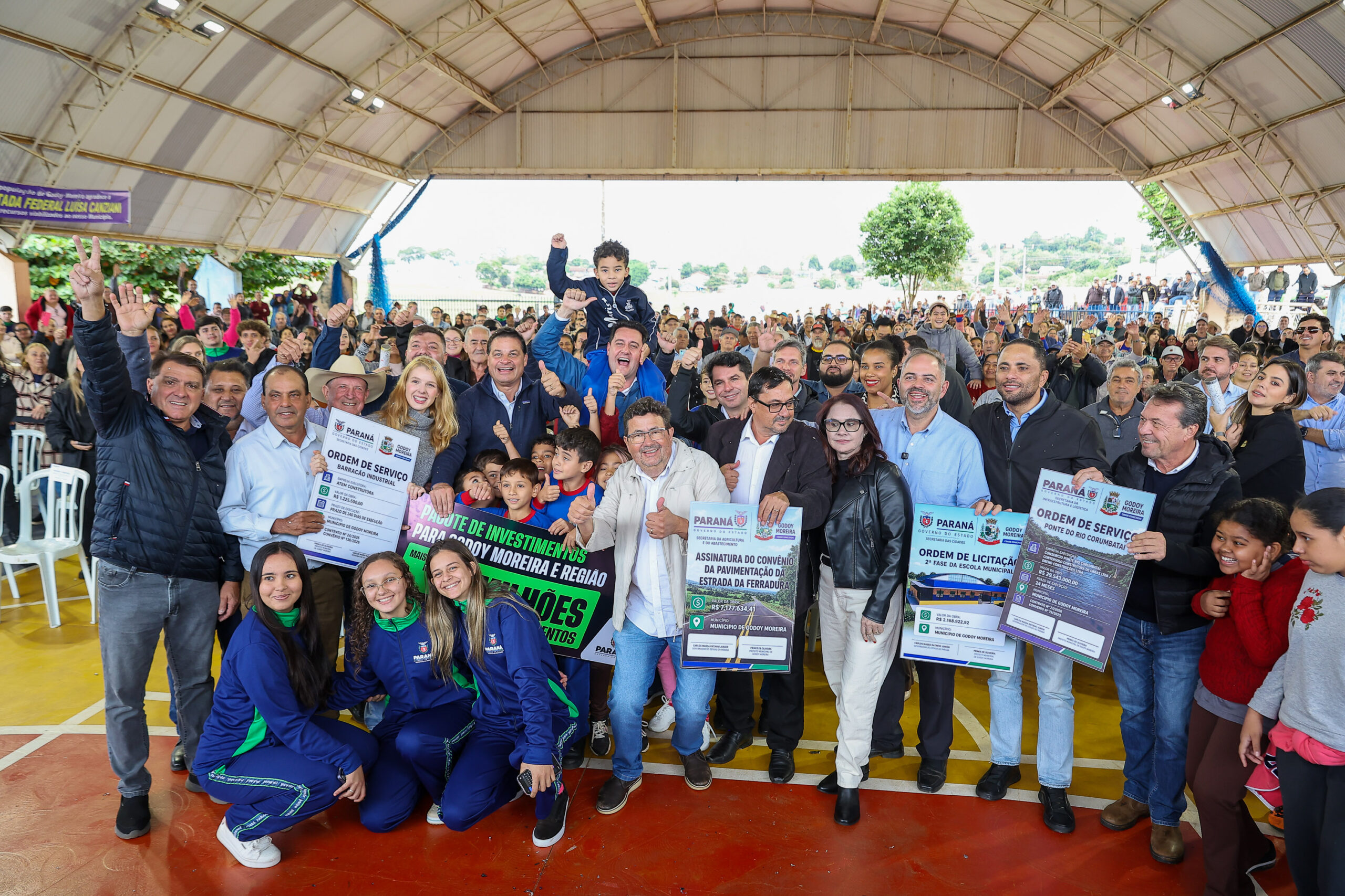 O governador Carlos Massa Ratinho Junior assina nesta sexta-feira (22) a autorização para a construção de uma ponte sobre o Rio Corumbataí entre Godoy Moreira e Barbosa Ferraz